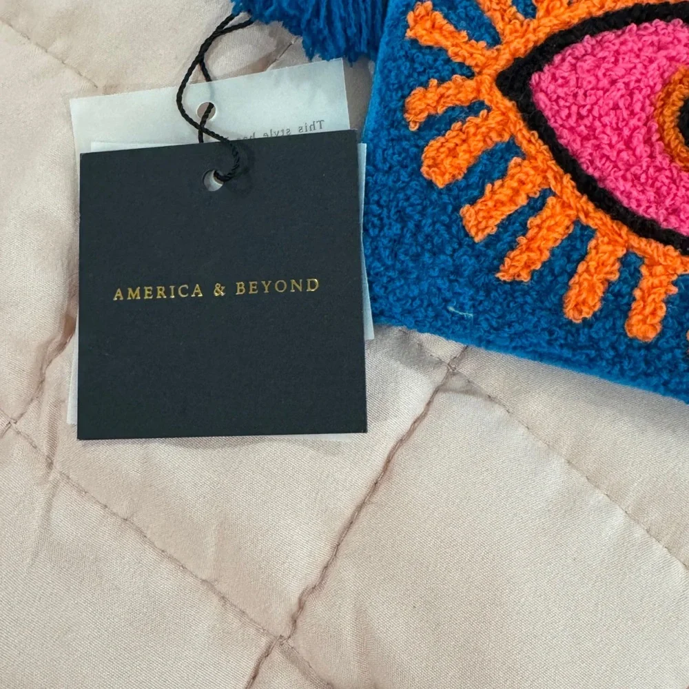 America & Beyond Evil Eye Hand-Beaded Zip Pouch NWT - Picture 2 of 3